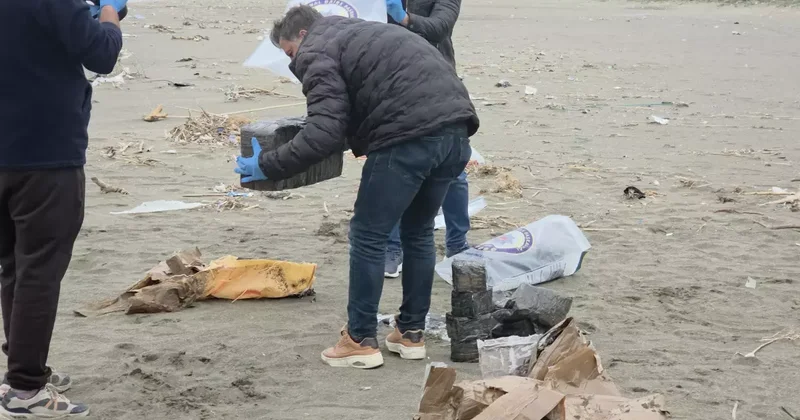 Samandağ da Uyuşturucu Çuvalı Bulundu