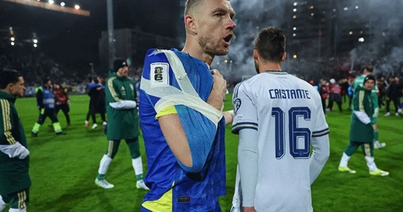 40 yaşındaki Dzeko maçı böyle tamamladı: İtalya nın sevinci mateme döndü