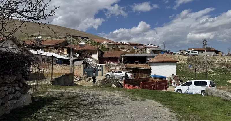 Çorum da Baba ve Oğul Silahla Öldürüldü