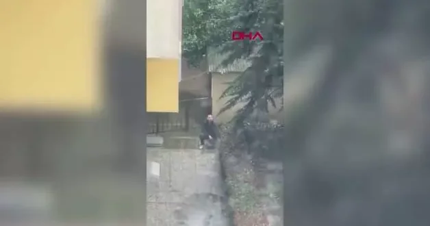 Çalıştığı iş yerini silahla basna banka çalışanı tutuklandı