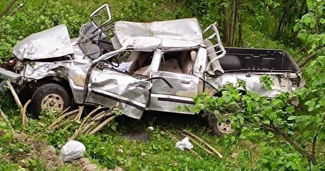 Trabzon da kamyonet fındık bahçesine uçtu: 1 ölü Trabzon Haberleri