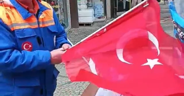 Edirne de 1 Mayıs sonrası Türk bayraklarının çöpe atılmasına tepki Edirne Haberleri