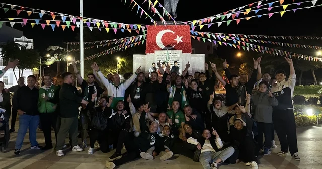 Muğlaspor un zaferi geceyi bayrama çevirdi Muğla Haberleri