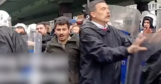 TİP li Erkan Baş ve beraberindekiler polis barikatlarını yıktı VİDEO İZLE