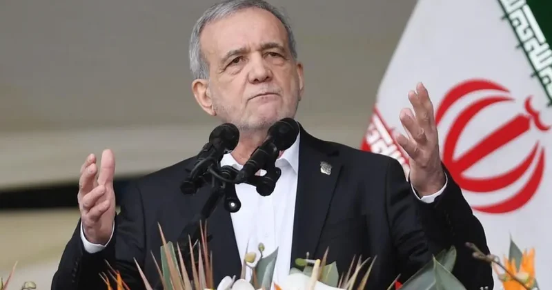İran medyası: Pezeşkiyan, Arakçi yi görevden almayı düşünüyor