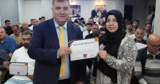 İzmir deki taksiciler müşteri memnuniyeti için eğitimden geçiyor İzmir Haberleri