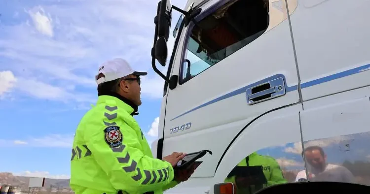 Denetimde affı yok: Eksik belgeyle yola çıkana men ve ceza
