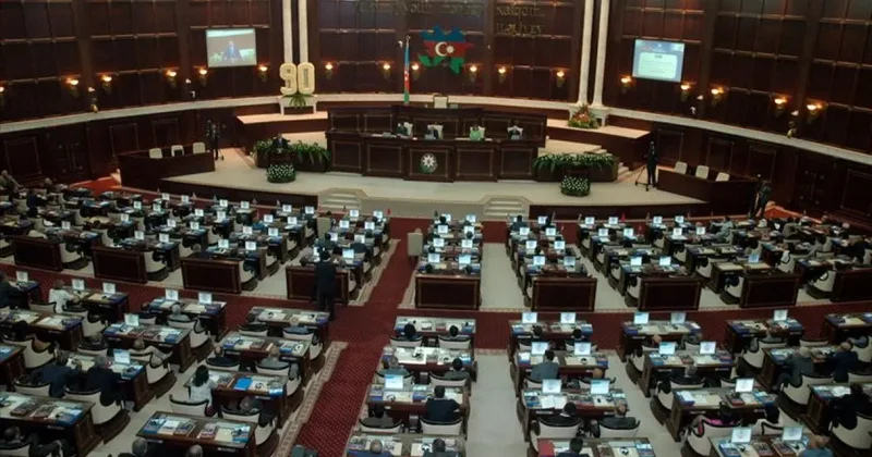 Azerbaycan skandal karar sonrası AP yle tüm ilişkilerini kesti