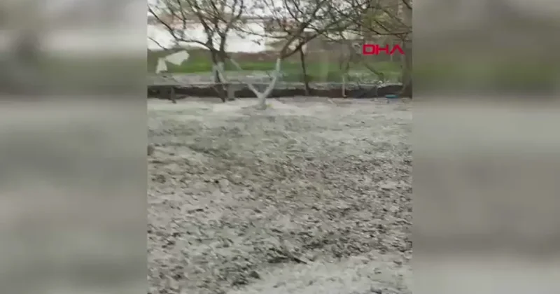 Amasya’da dolu yağışı! Bahçeler ve araziler beyaza büründü
