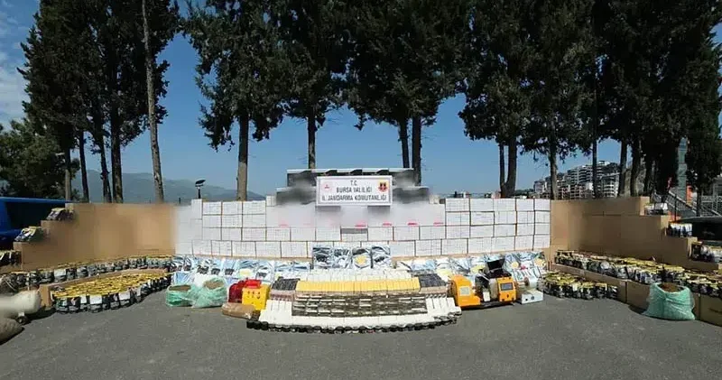 Bursa’da 2 milyon bandrolsüz makaron ele geçirildi
