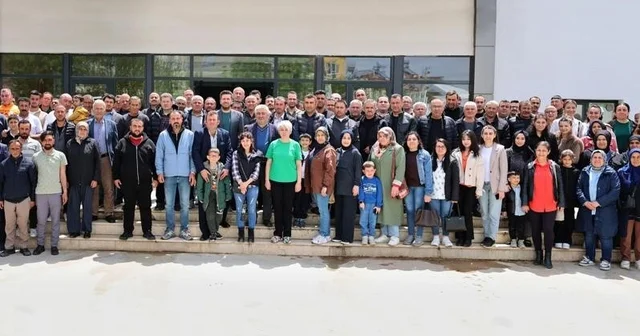 Tavas ta emeğin bayramı sofrada kutlandı; Başkan Tatıl tan anlamlı buluşma Denizli Haberleri
