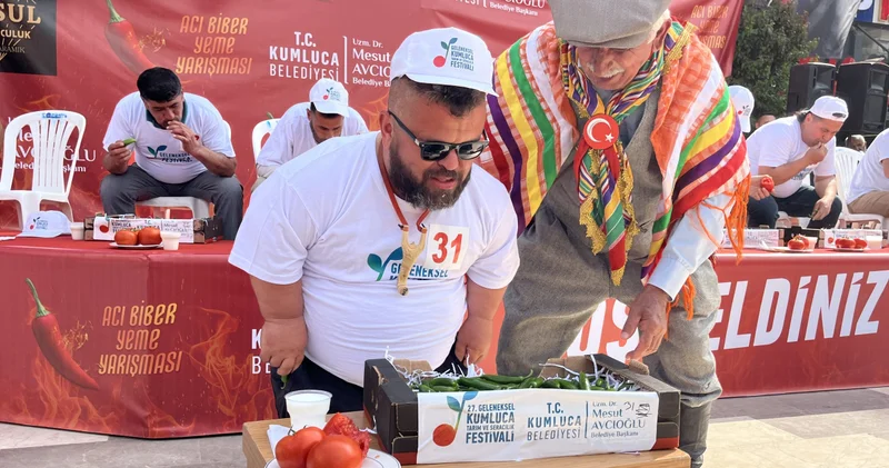 3 dakikada 474 gram acı biber yedi Son dakika haberleri