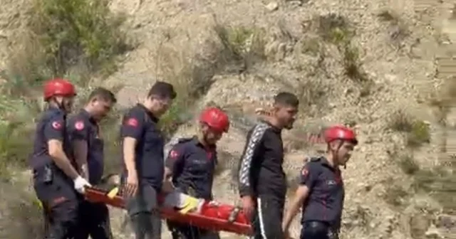 Kekik toplarken düşüp ayağı kırılan çocuk, 2 kilometre sedyeyle taşındı Osmaniye Haberleri