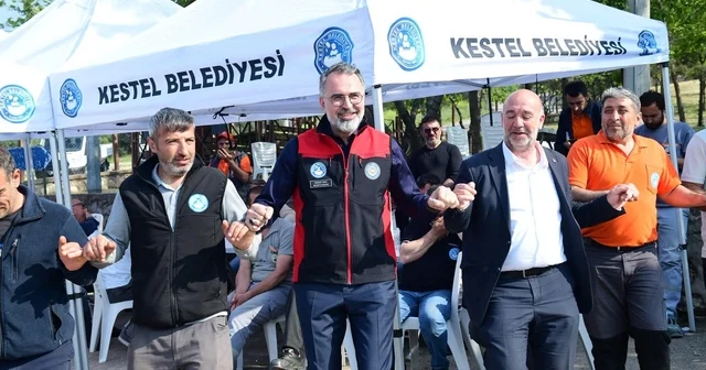 Alın terine vefa Başkan Erol personeliyle gönül sofrasında Bursa Haberleri