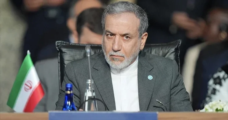 İran yönetiminde Erakçi krizi iddiası