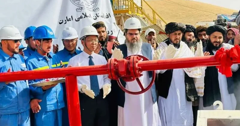 Önüne geleni yasaklayan ülke kuyu üstüne kuyu açıyor: Petrol devi olacaklar Sözcü Gazetesi