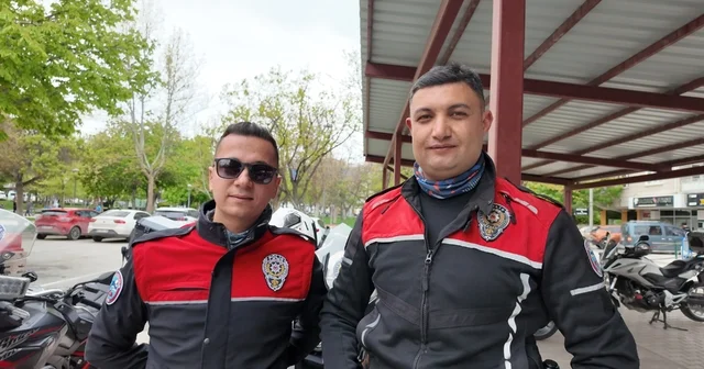 Araç sürerken boğazına erik kaçtı, hayatını Yunus polisleri kurtardı Konya Haberleri