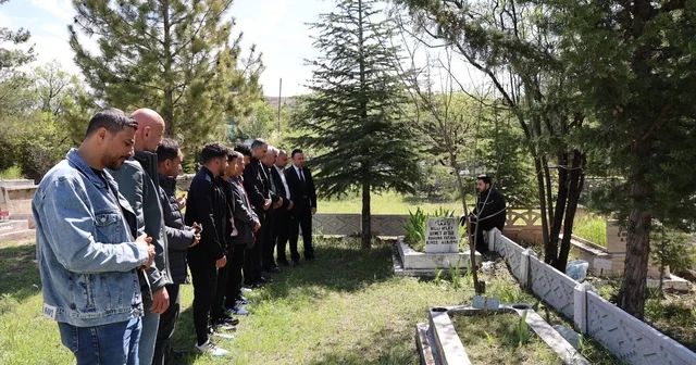 Ahmet Aytar Elazığ da kabri başında anıldı Elazığ Haberleri