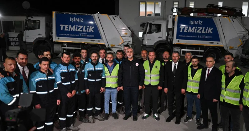 Çalışma ve Sosyal Güvenlik Bakanı Işıkhan, 1 Mayıs ı işçilerle karşıladı