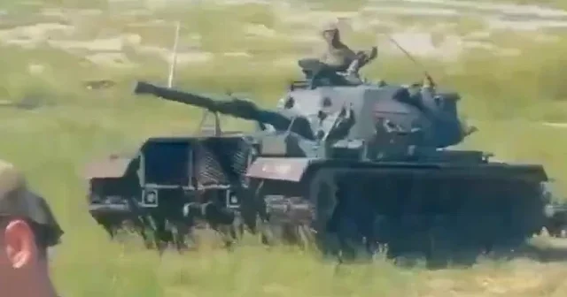Türk ordusundan Somali Gorgor birliklerine tank ve zırhlı araç eğitimi VİDEO İZLE