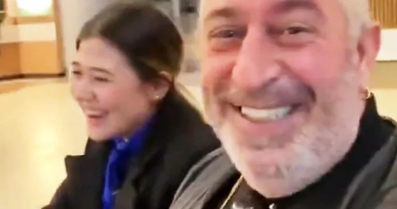 Cem Yılmaz, havalimanındaki görevliyle video çekti Magazin haberleri