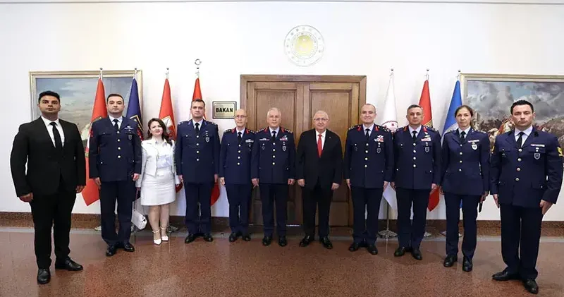 Bakan Güler, Hava Kuvvetleri Komutanı Kadıoğlu nu kabul etti