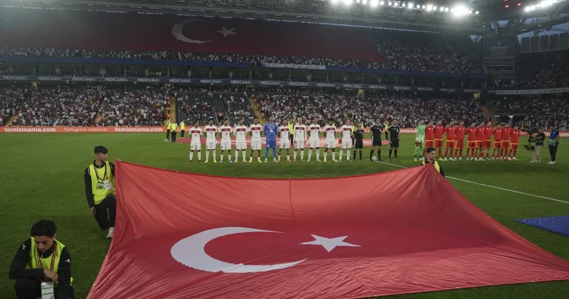 Milli maçta dikkat çeken karar: İlk kez uygulandı Futbol Haberleri