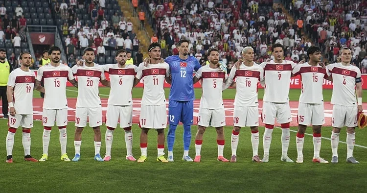 Dünya Kupası öncesi Milli Takım da sakatlık! Oyuna devam edemedi