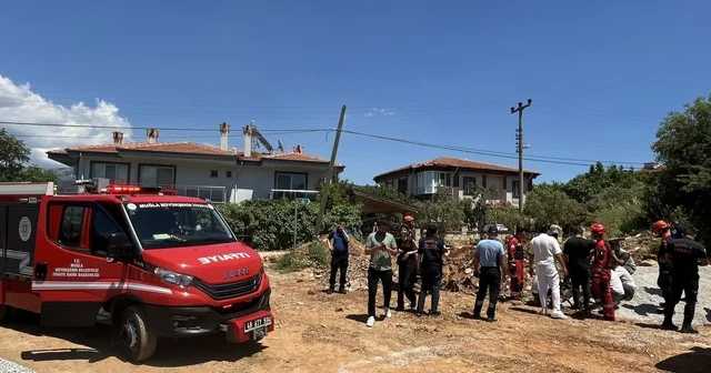 Menteşe de altyapı çalışmasında işçi toprak altında kaldı Muğla Haberleri