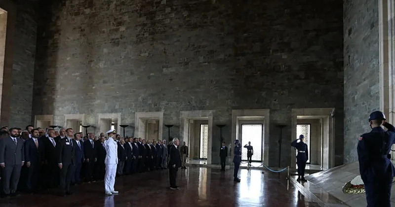 Aziz Yıldırım, Anıtkabir i ziyaret etti!