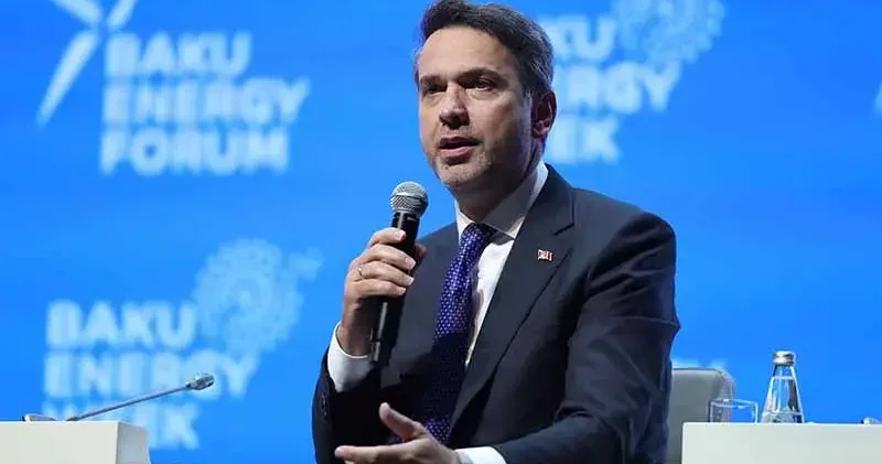 Bakan Bayraktar dan Bakü de enerji güvenliği vurgusu: Çeşitlendirme ve enterkoneksiyon bir arada yürütülmeli