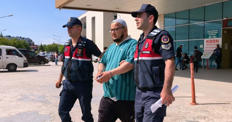 Amca oğlu kavgası: 5 bıçak darbesiyle yaraladı, tutuklandı