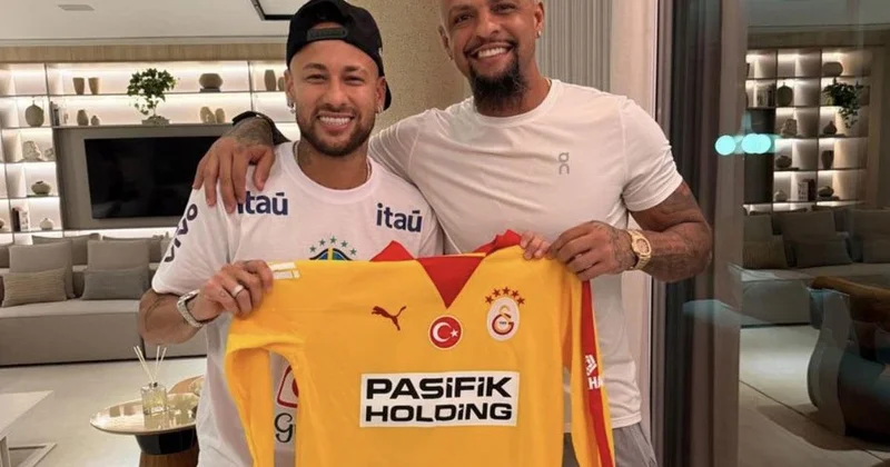 Melo, Neymar’a Galatasaray forması hediye etti