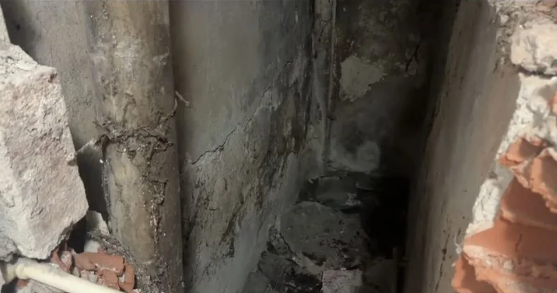Fatih te cam silerken 5 inci kattan apartman boşluğuna düşen kadın öldü Son dakika haberleri