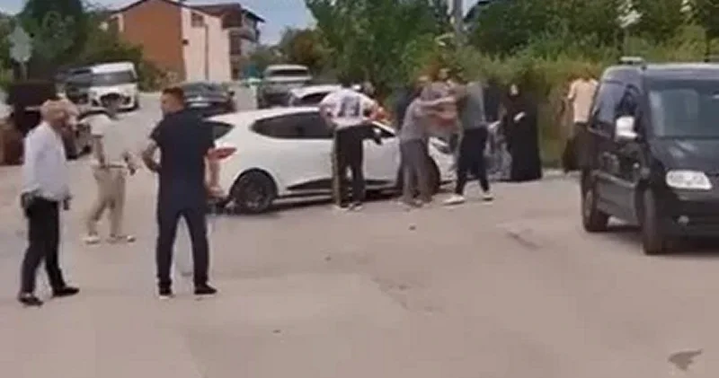 Kocaeli’de iki aile birbirine girdi: 10 yaralı Kocaeli Haberleri