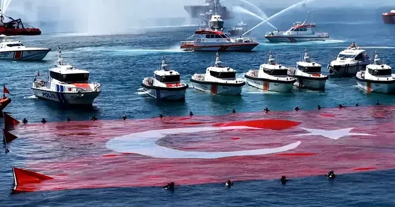 Denizcilik ve Kabotaj Bayramı nın 100 üncü yıl dönümü İstanbul da kutlandı