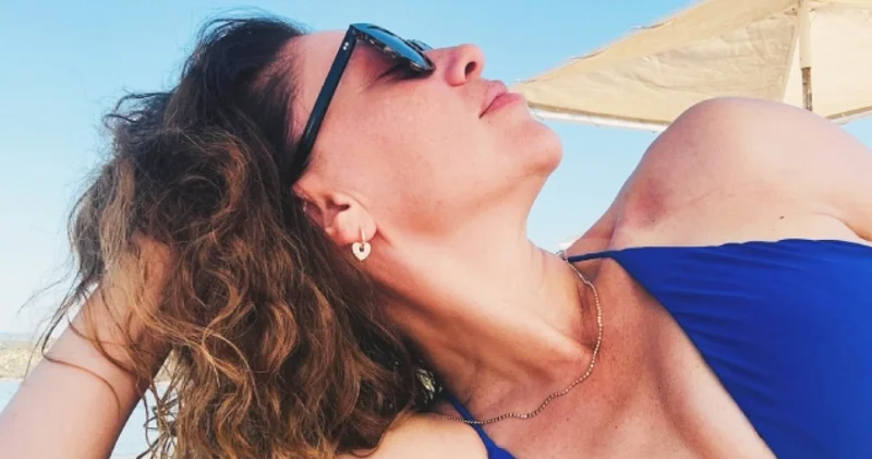 Evrim Alasya nın tatil pozları