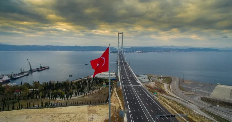 Bakan Uraloğlu açıkladı: Osmangazi Köprüsü 10 yaşında! Akaryakıt ve zamandan 211 milyar TL tasarruf ettik
