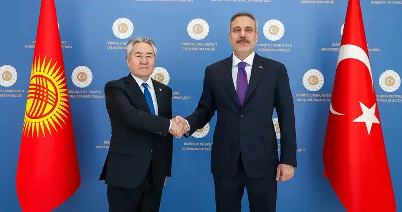 Bakan Fidan, Kırgız mevkidaşı Kulubayev ile görüştü