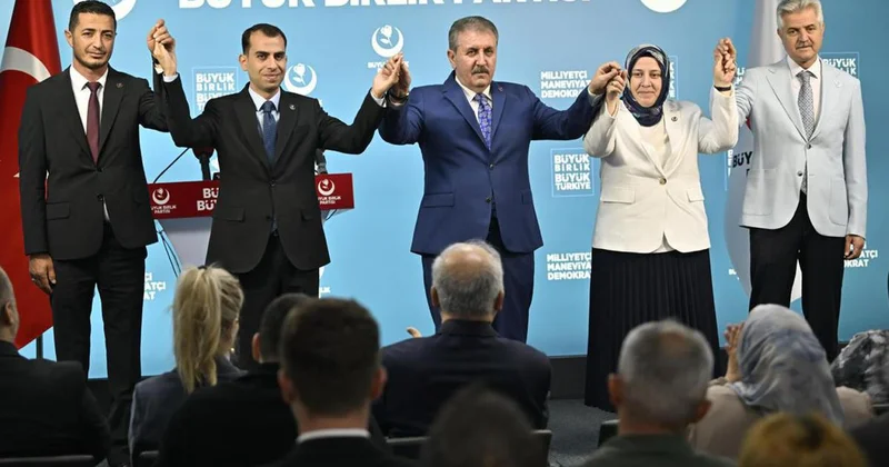 Anahtar Parti’de istifa Depremi! Üst düzey kurmaylar Büyük Birlik Partisi’ne geçti