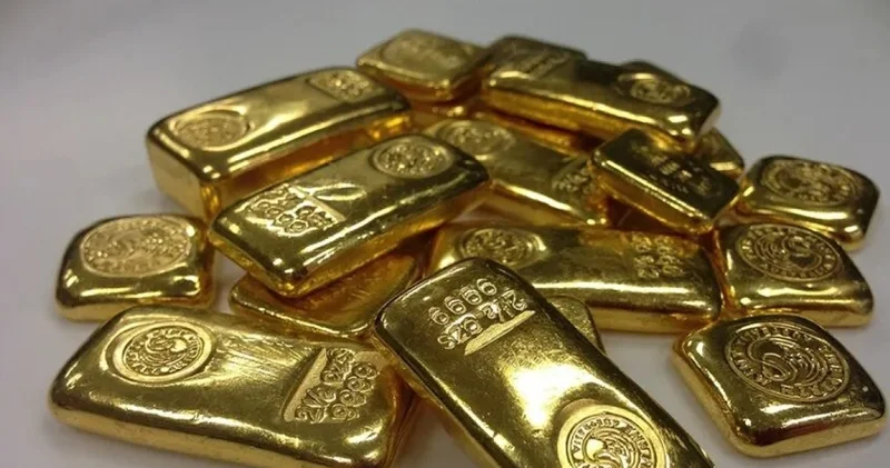 Altının onsu Orta Doğu gerilimleriyle yılın ilk yarısında gördüğü rekordan döndü