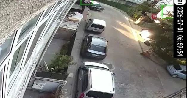 Küçükçekmece de kasklı saldırgan kurşun yağdırıp kaçtı!