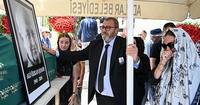 Milliyet Gazetesi Genel Yayın Yönetmeni Şendir in babası son yolculuğuna uğurlandı