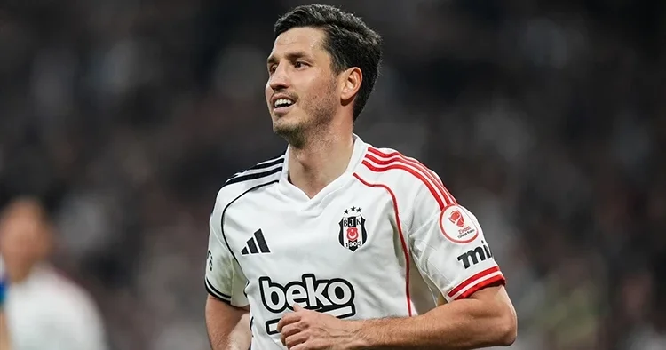 Beşiktaş ta altı ayrılık birden!