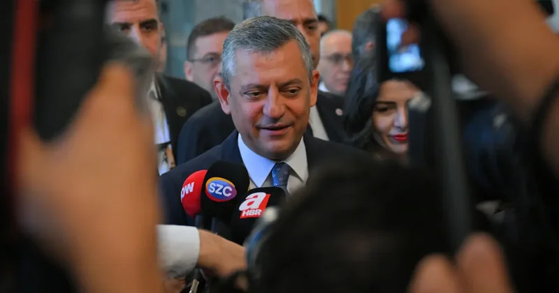 Yeni Parti Genel Başkanı Özel den AK Parti ye geçen 3 belediye başkanıyla ilgili ilk yorum