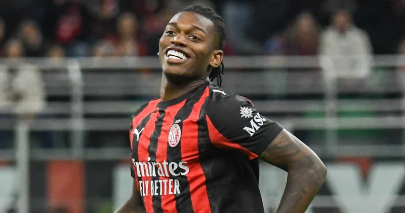 Fenerbahçe yönetimi, Leao transferinde prensiplerinden geri adım atmayacak! Galatasaray’ın tuzağına düşmeyiz Sözcü Gazetesi