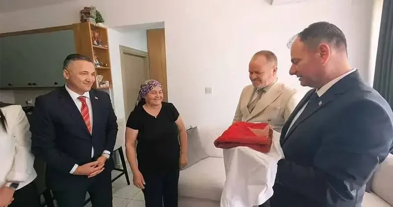 Kıbrıs Barış Harekatı nda zarar gören Türk bayrağı restore edilecek