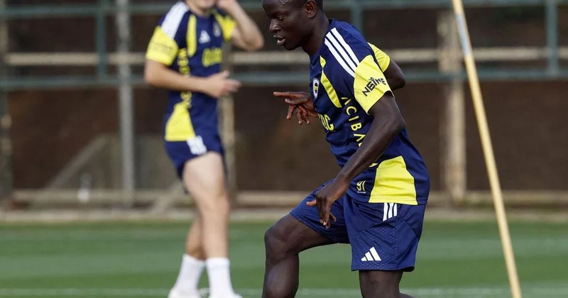 Fenerbahçe de büyük sevinç: Kante geri döndü