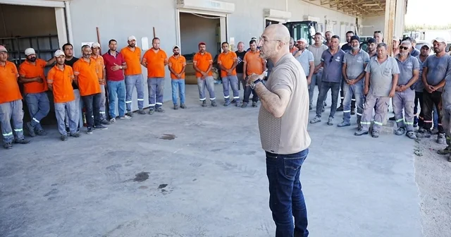Bölgede etkili olan çöl sıcakları nedeniyle mesai saatleri değiştirildi Germencik te mesai sabah 06:00 da başlayıp 14:00 te bitecek Aydın Haberleri Habertürk Yerel Haberler