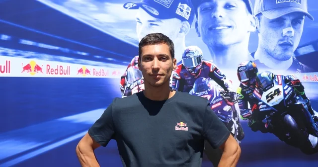 Toprak Razgatlıoğlu: MotoGP de asıl hedefimiz 2027 Milli motosikletçi Toprak Razgatlıoğlu: Kariyerimin sonunda hem WSBK hem de MotoGP şampiyonu olarak hatırlanmak istiyorum Sakarya Haberleri Habertürk Yerel Haberler